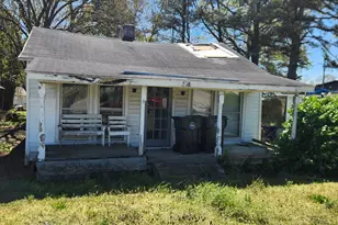 208 N Main St, Stantonsburg, NC 27883 - Photo 1
