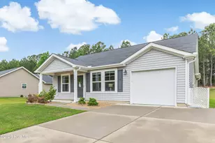 1316 N Fisher King Dr SE, Bolivia, NC 28422 - Photo 3