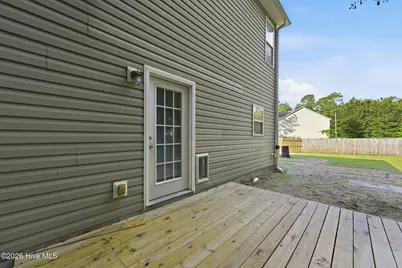 113 Sunny Point Drive, Richlands, NC 28574 - Photo 9