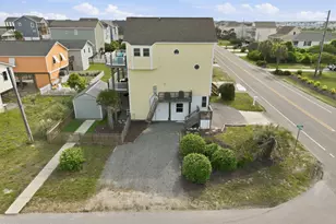 1426 N New River Dr, Surf City, NC 28445 - Photo 35