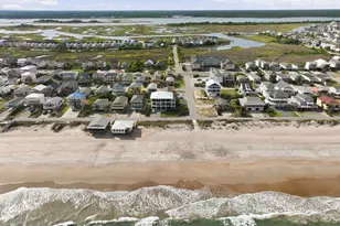 1426 N New River Dr, Surf City, NC 28445 - Photo 41