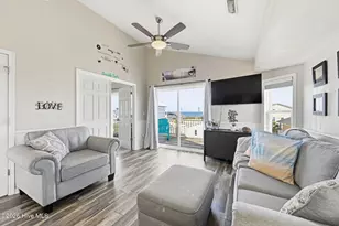 1426 N New River Dr, Surf City, NC 28445 - Photo 7