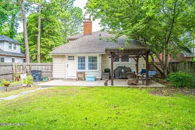 555 N May Street, Southern Pines, NC 28387 - Photo 15