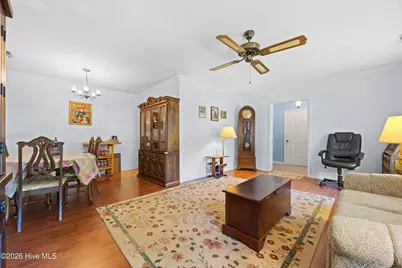 102 Greenbriar Drive, Jacksonville, NC 28546 - Photo 9