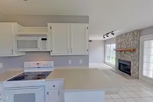 95 Eastgate Dr, Jacksonville, NC 28540 - Photo 7
