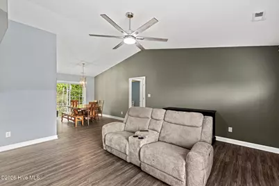 130 Nicole Court, Jacksonville, NC 28540 - Photo 5