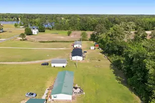 233 Baysden Pond Rd, Chinquapin, NC 28521 - Photo 39