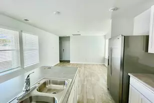 1025 Course Ln, Surf City, NC 28445 - Photo 5