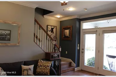 254 E Delaware Avenue, Southern Pines, NC 28387 - Photo 3