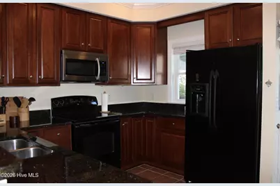 254 E Delaware Avenue, Southern Pines, NC 28387 - Photo 5