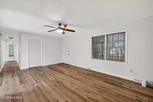 604 Augusta Ave, Carolina Beach, NC 28428 - Photo 7