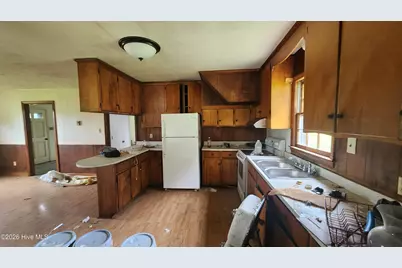 581 Hallsboro Road, Clarkton, NC 28433 - Photo 11