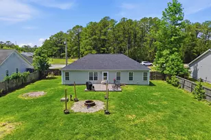 104 Van Riggs Rd, Hubert, NC 28539 - Photo 33
