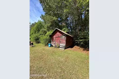 17060 Saint Johns Church Road, Laurel Hill, NC 28351 - Photo 23
