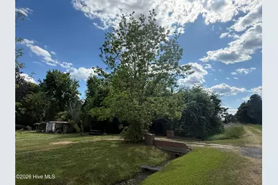3 W Hayes Street, Burgaw, NC 28425 - Photo 1
