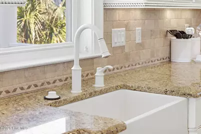 111 S Anderson Boulevard, Topsail Beach, NC 28445 - Photo 17