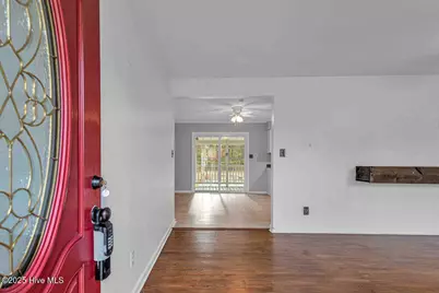 203 Pineview Road, Jacksonville, NC 28546 - Photo 3