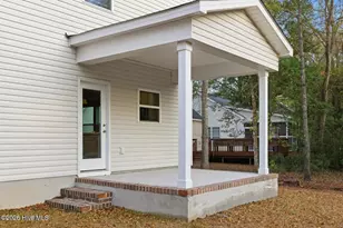 218 Chateau Dr, New Bern, NC 28560 - Photo 21