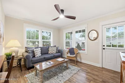 307 Orange Street, Beaufort, NC 28516 - Photo 5