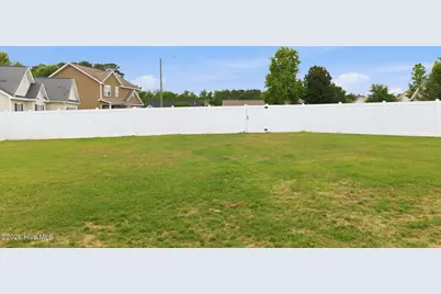 600 Rockland Drive, Greenville, NC 27858 - Photo 47