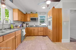 76 2nd St, Vandemere, NC 28587 - Photo 3