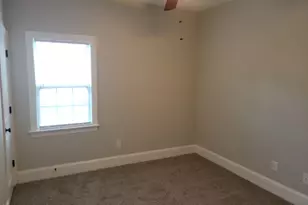 2321 Dovedale Dr, Greenville, NC 27834 - Photo 9