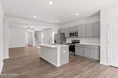 717 Helm Drive, New Bern, NC 28560 - Photo 3
