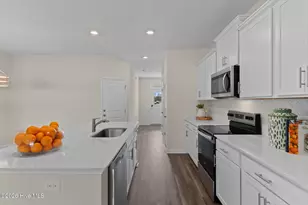 7113 Fisk Dr NE, Leland, NC 28451 - Photo 5