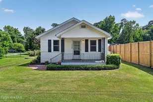 138 Victoria Dr, Wilmington, NC 28401 - Photo 1
