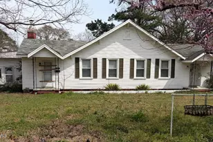 143 Mill St, Rockingham, NC 28379 - Photo 1
