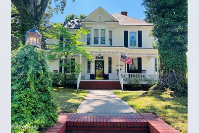 612 College Street, Clinton, NC 28328 - Photo 1