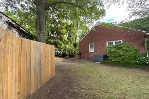 115 Jean Cir, Jacksonville, NC 28540 - Photo 3