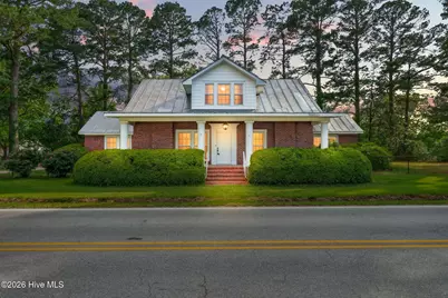 207 W 3rd Street, Princeton, NC 27569 - Photo 1