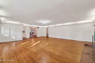 207 W 3rd St, Princeton, NC 27569 - Photo 27