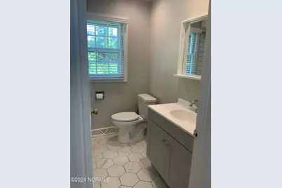 1101 N Poplar Street, Aberdeen, NC 28315 - Photo 11