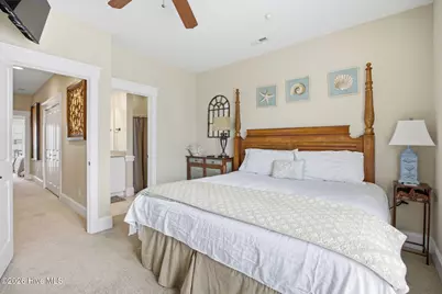 103 Charlotte Avenue #Apt 104, Carolina Beach, NC 28428 - Photo 19
