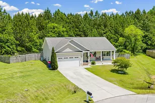 307 De Anza Ct, Maysville, NC 28555 - Photo 3