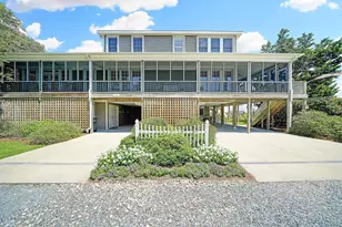 115 SW Yacht Dr, Oak Island, NC 28465 - Photo 1