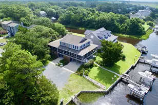 115 SW Yacht Dr, Oak Island, NC 28465 - Photo 9