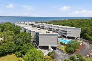 650 Salter Path Rd, Pine Knoll Shores, NC 28512 - Photo 11