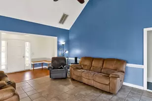 102 Clayside Dr, Pikeville, NC 27863 - Photo 9