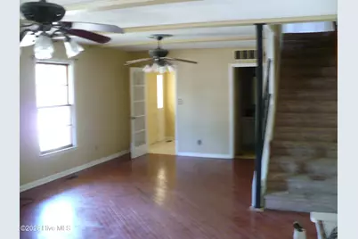 218 Parkwood Drive, Jacksonville, NC 28546 - Photo 11