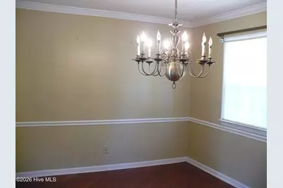 218 Parkwood Drive, Jacksonville, NC 28546 - Photo 5
