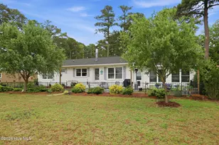 304 Sunnyside Dr, Washington, NC 27889 - Photo 1