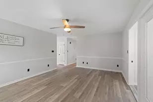 54 Lynn Ln, Selma, NC 27576 - Photo 3
