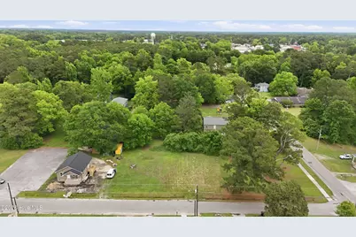 100 Queen Street, Tabor City, NC 28463 - Photo 3