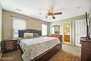 200 Essex Ct, Richlands, NC 28574 - Photo 17