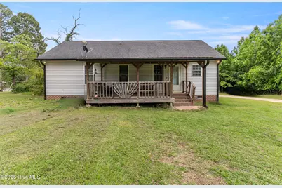 616 Trail End Lane, Newton Grove, NC 28366 - Photo 5