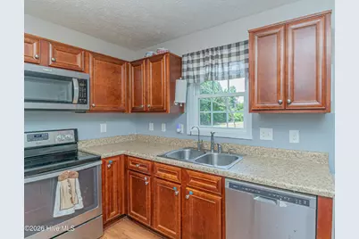 616 Trail End Lane, Newton Grove, NC 28366 - Photo 9