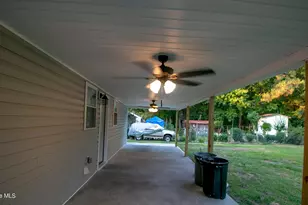6757 Pitt St, Grifton, NC 28530 - Photo 11